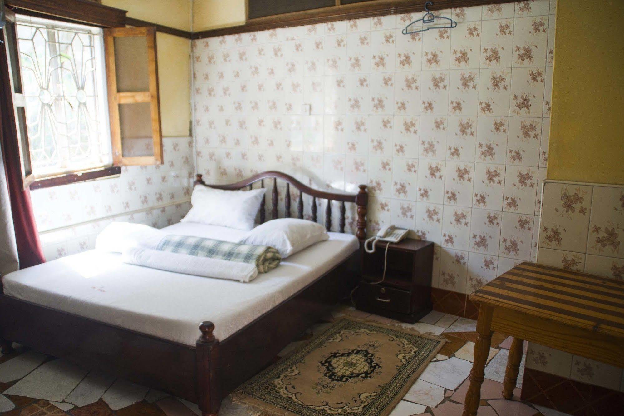 Keba Inn Lyamutundwe 外观 照片